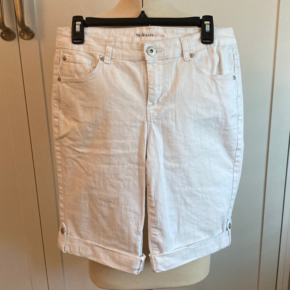 Style&co white bermuda shorts